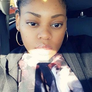 Meet your Posher, Alexia